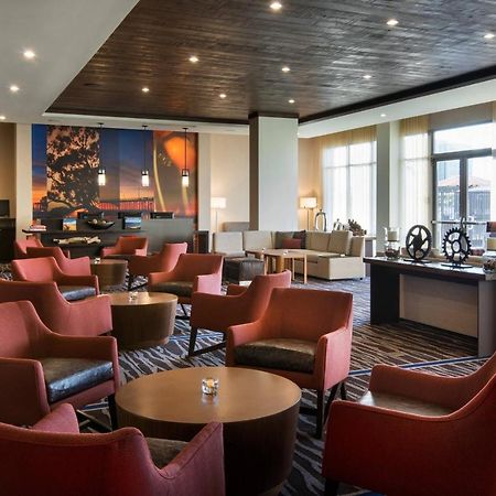 Courtyard By Marriott Irvine Spectrum Exterior foto