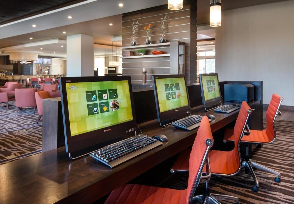 Courtyard By Marriott Irvine Spectrum Exterior foto