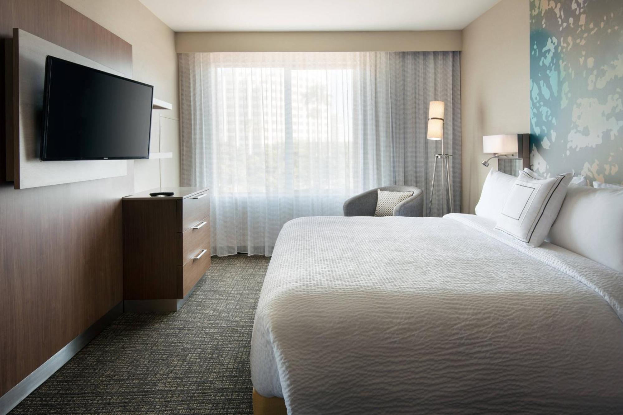 Courtyard By Marriott Irvine Spectrum Exterior foto