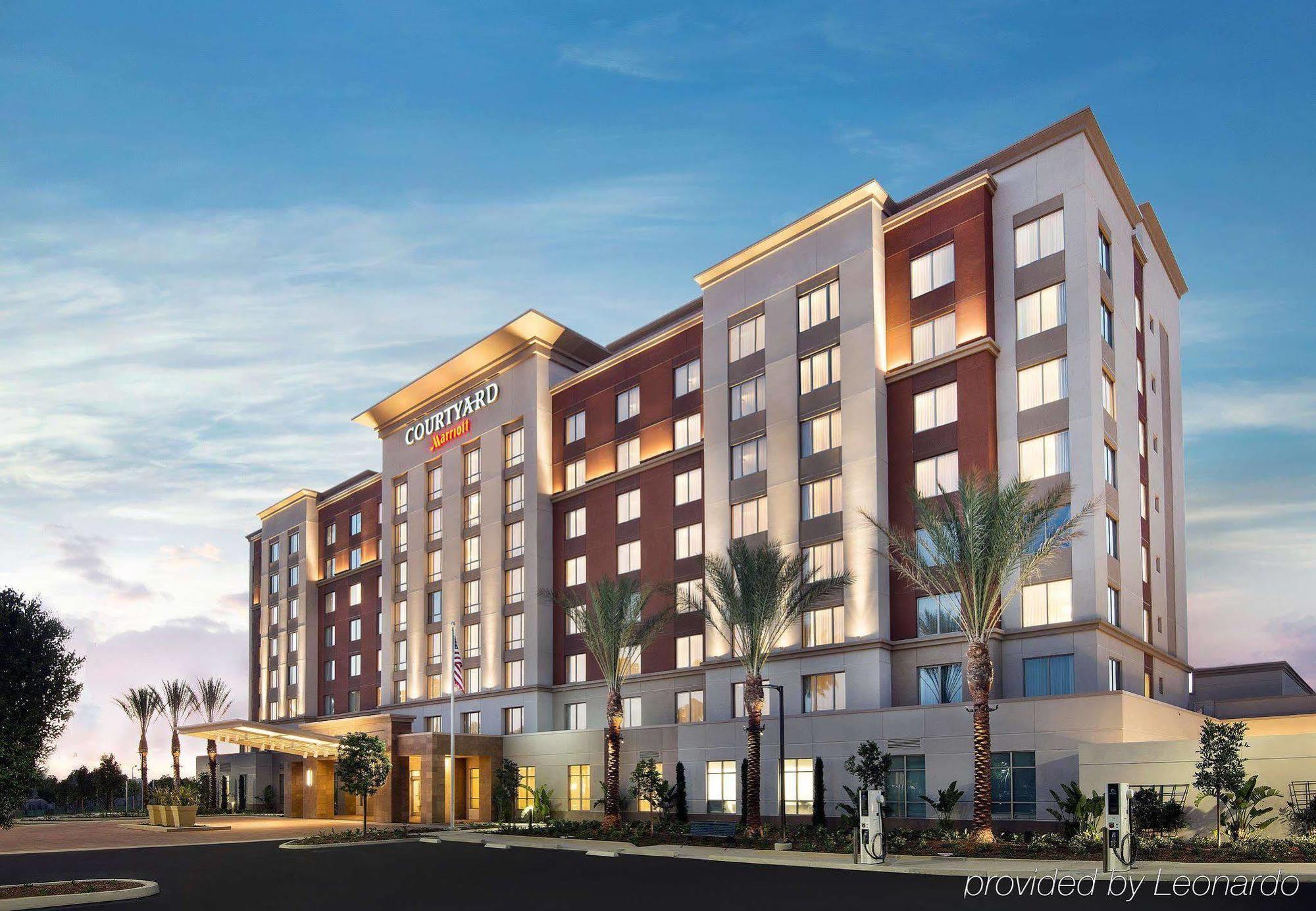 Courtyard By Marriott Irvine Spectrum Exterior foto