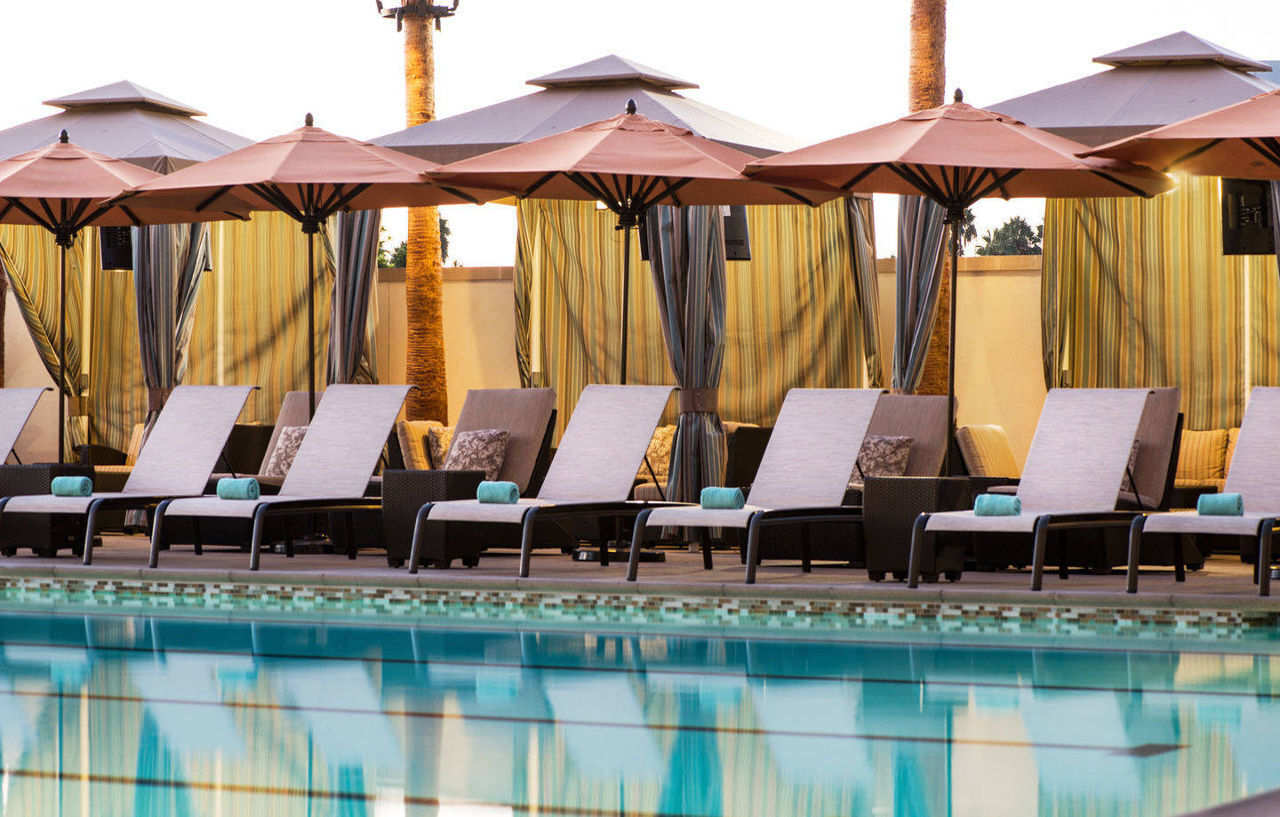 Courtyard By Marriott Irvine Spectrum Exterior foto